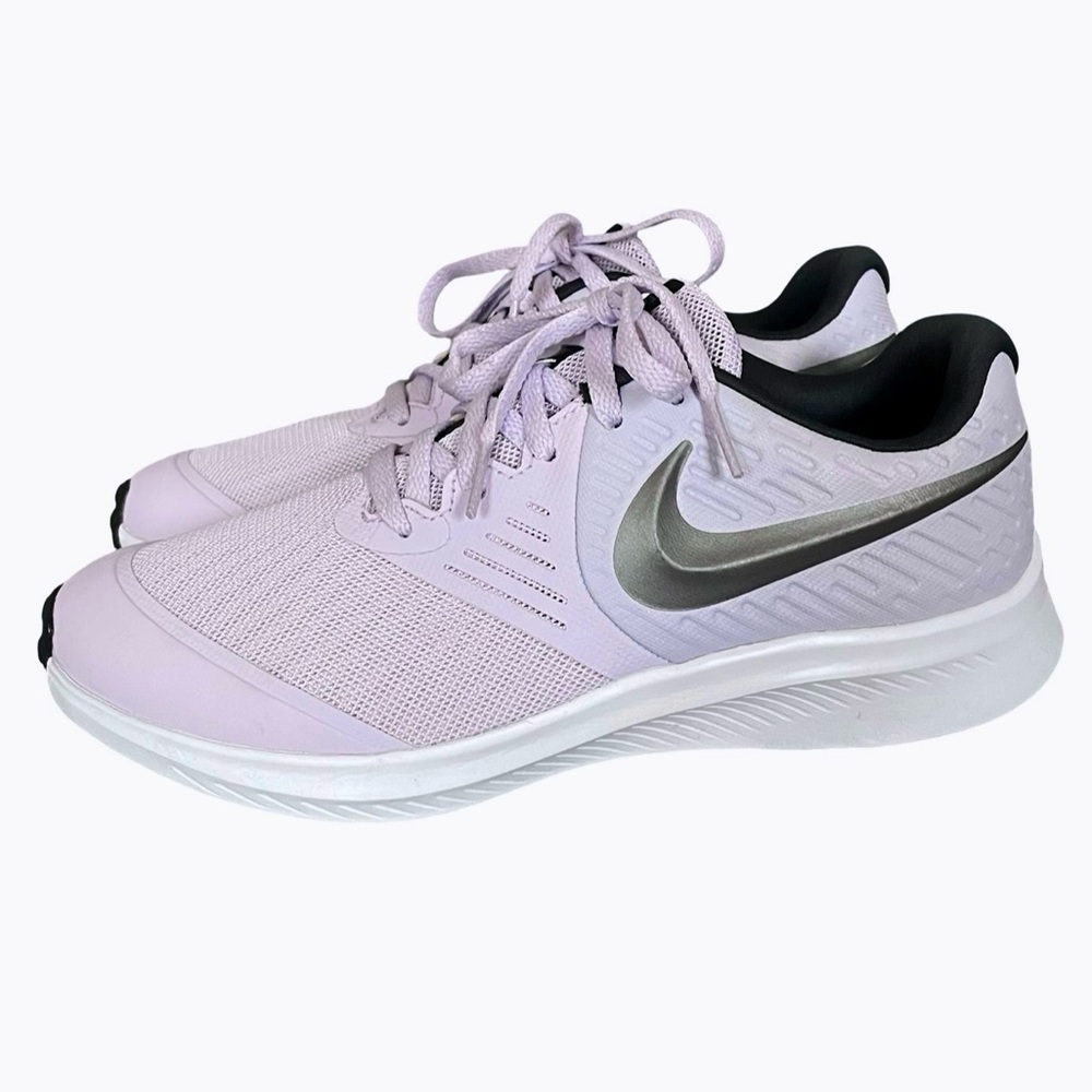 Nike Lavender Star Runner 2 Size 4.5 Youth / 6 Women